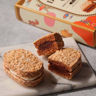 ショコラトリーキャメル　エピュイ　ダックワーズ　カカオ　2p【賞味期限：2026/3/19】