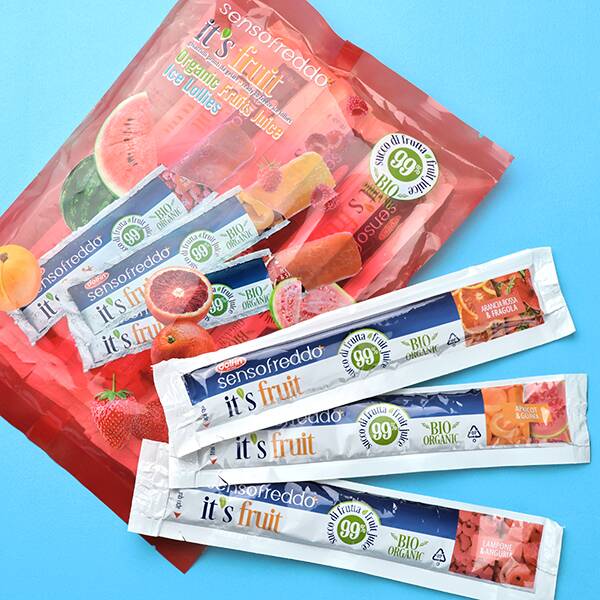 イッツフルーツ　オーガニックフルーツウォーターアイスバー（レッド）　400ml