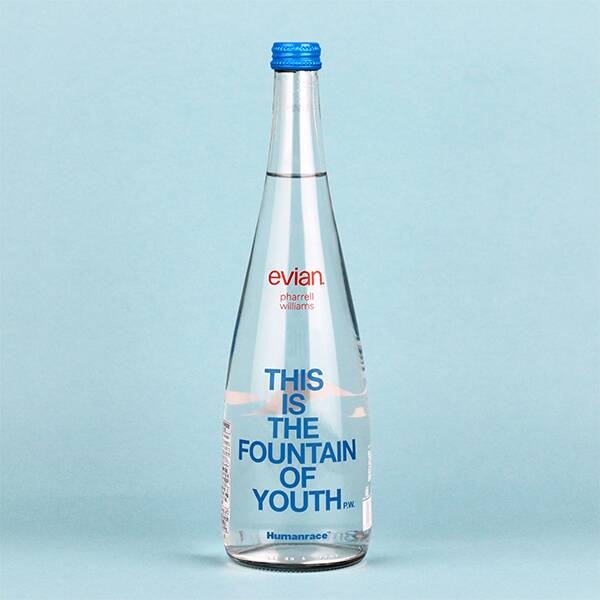 エビアン　スティルウォーター　ファレル・ウィリアムス　限定ボトル　750ml