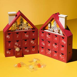 ウッドハウスカレンダー(ライト付き）2025　1個【クリスマス】