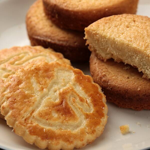 ラ トリニテーヌ クッキー キャッツグリーン 300g カルディコーヒーファーム オンラインストア ラ トリニテーヌ クッキー キャッツグリーン 300g カルディコーヒーファーム オンラインストア