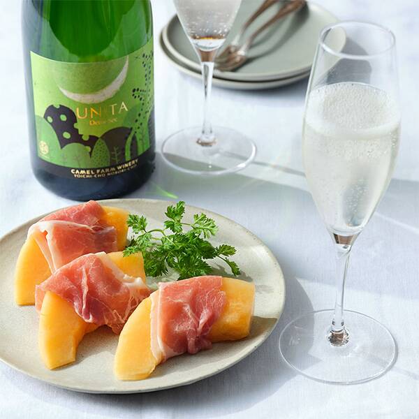 ウニタ　ドゥミ・セック　2024