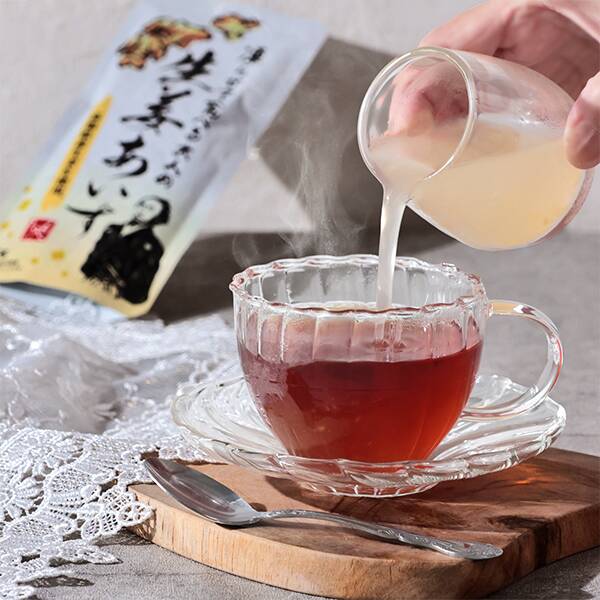 <b>体温まる生姜アイテムを集めました。</b><br> ピリッとした辛さがクセになる「生姜和紅茶」や、生姜シロップとしても使える「大人の生姜あいす」などがおすすめです。