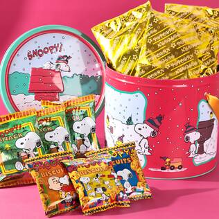 スヌーピー　ビッグラウンドティン　1個【クリスマス】