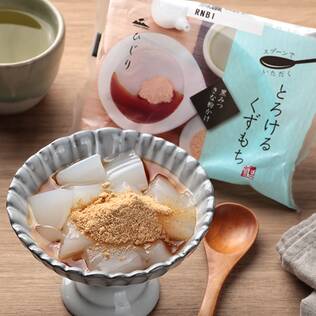 聖食品　とろけるくずもち　黒みつきな粉かけ　95g【賞味期限：2025/8/18】