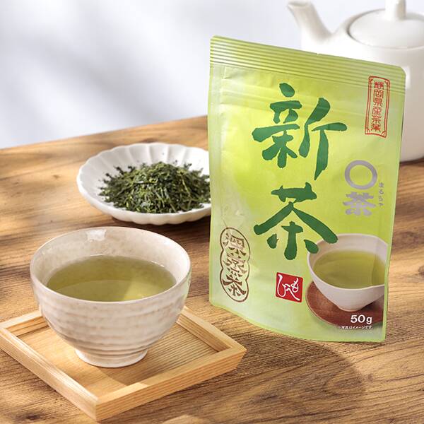 <b>新茶はいかが？</b><br>静岡県産深蒸し茶の「もへじ 〇茶（まるちゃ）」より、新茶が入荷しました。新茶特有の青々しい香りと華やかな甘みが楽しめます。
