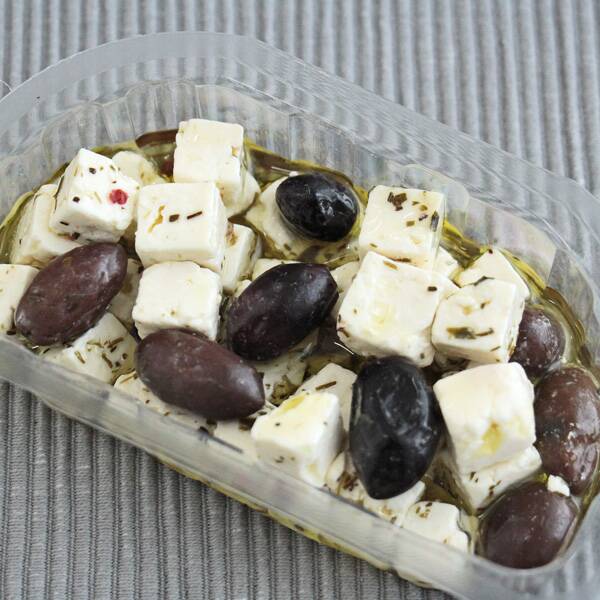 冷蔵 アーラ ホワイトチーズオイル漬け ブラックオリーブ入り 100g カルディコーヒーファーム オンラインストア