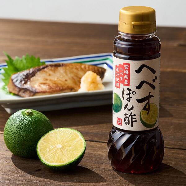 <b>ドレッシング特集</b><br>サラダはもちろん、お肉や炒め物にも万能に使えるドレッシングはこちらから。