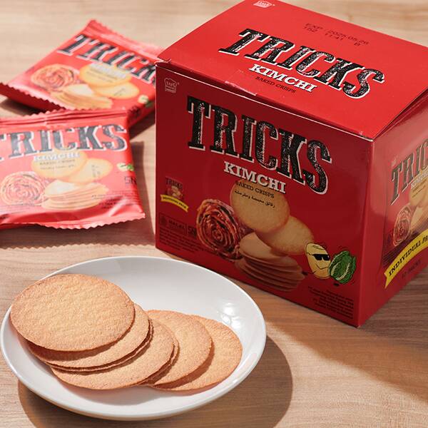 【カルディ】トリックス　ベイクドチップス　キムチ　12p