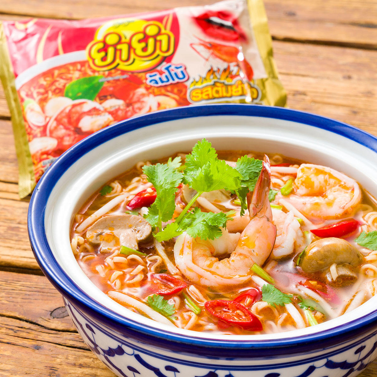 ヤムヤム トムヤムクンラーメン（クリアー）