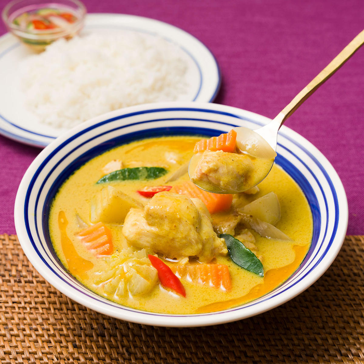 タイ特集_イエローカレー