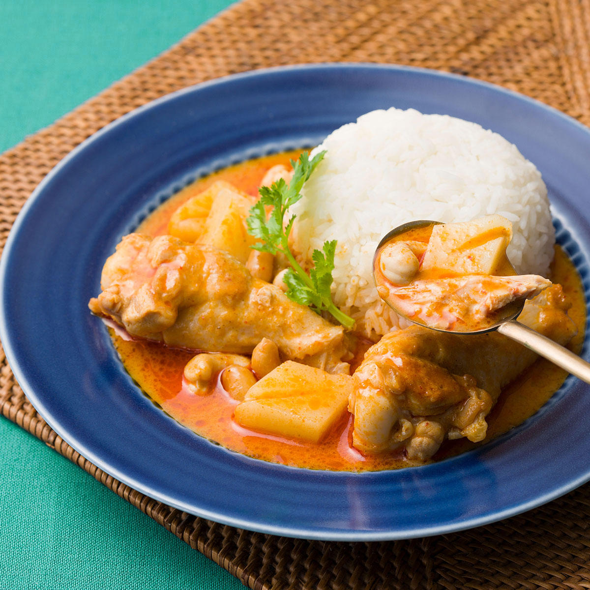 タイ特集_マサマンカレー