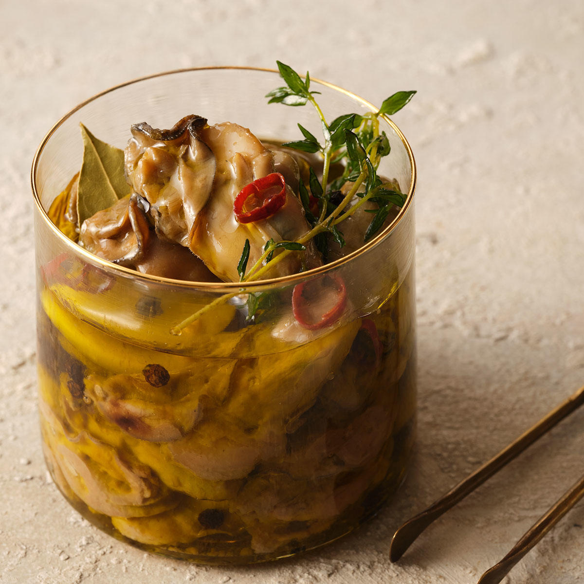 牡蠣のオイル漬け